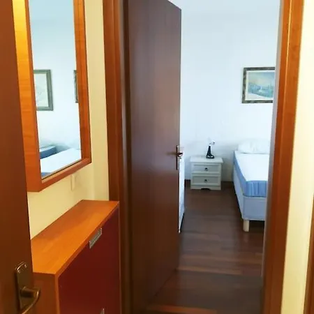 Finestre Verdi Con Parcheggio Apartment