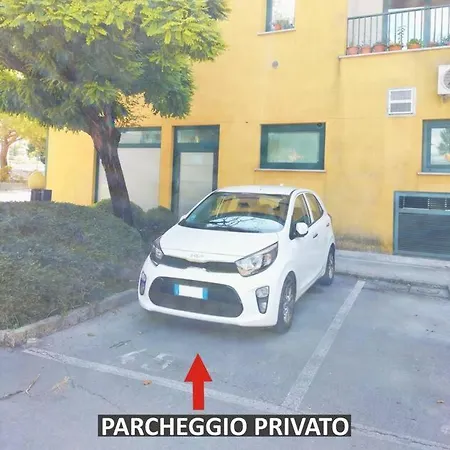 Finestre Verdi Con Parcheggio Apartment