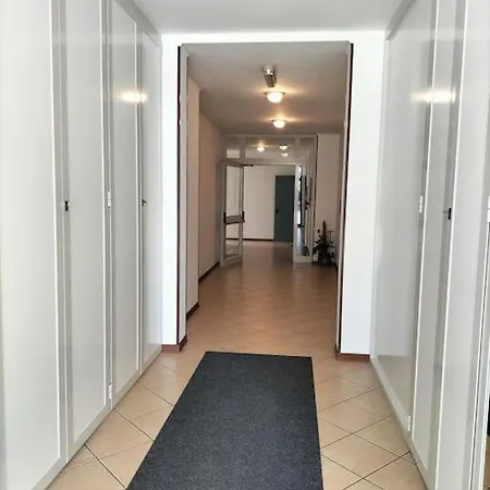 아파트 Finestre Verdi Con Parcheggio *